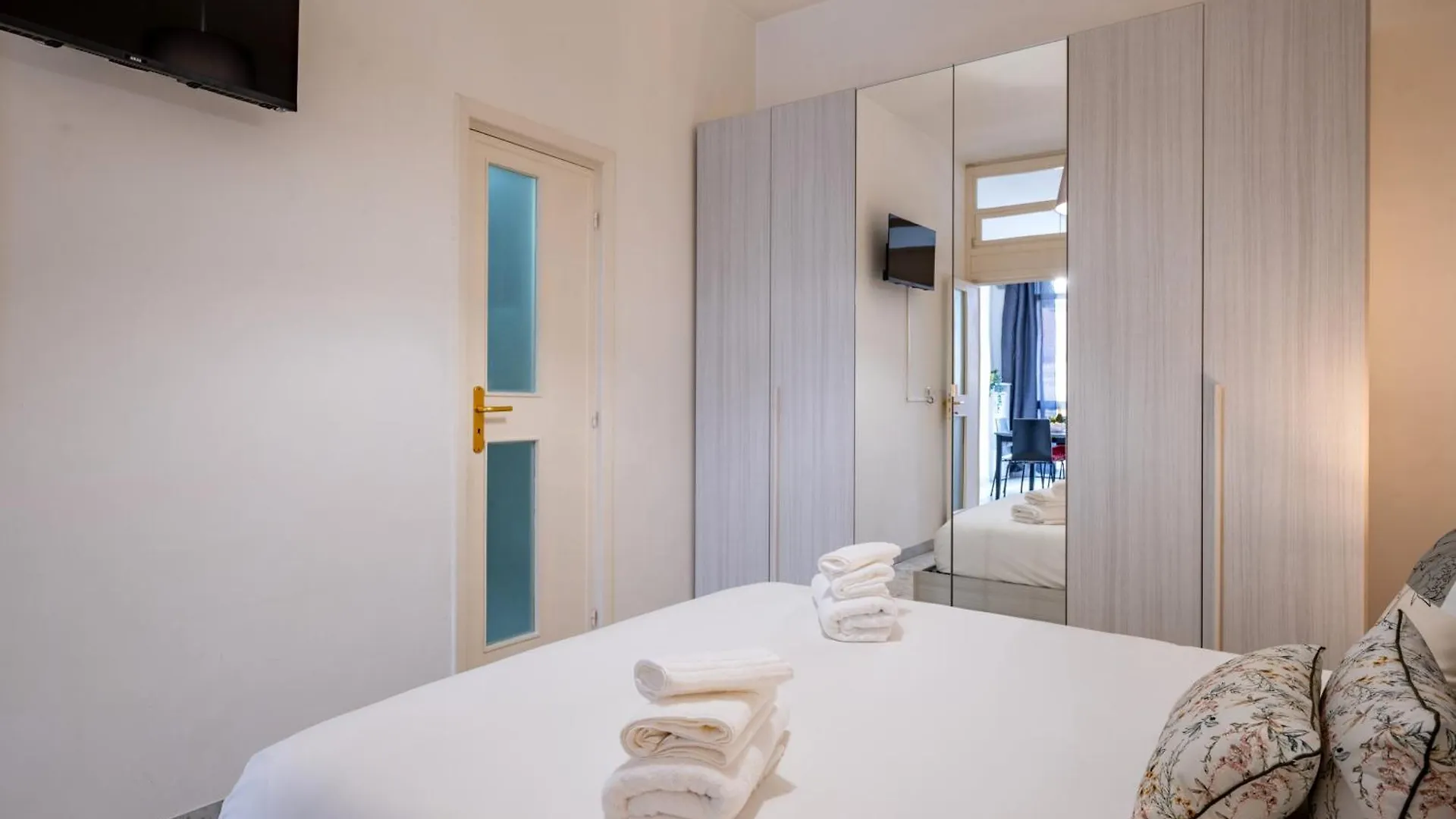 Jasmine Apartment - Relax And Comfort In Bari
