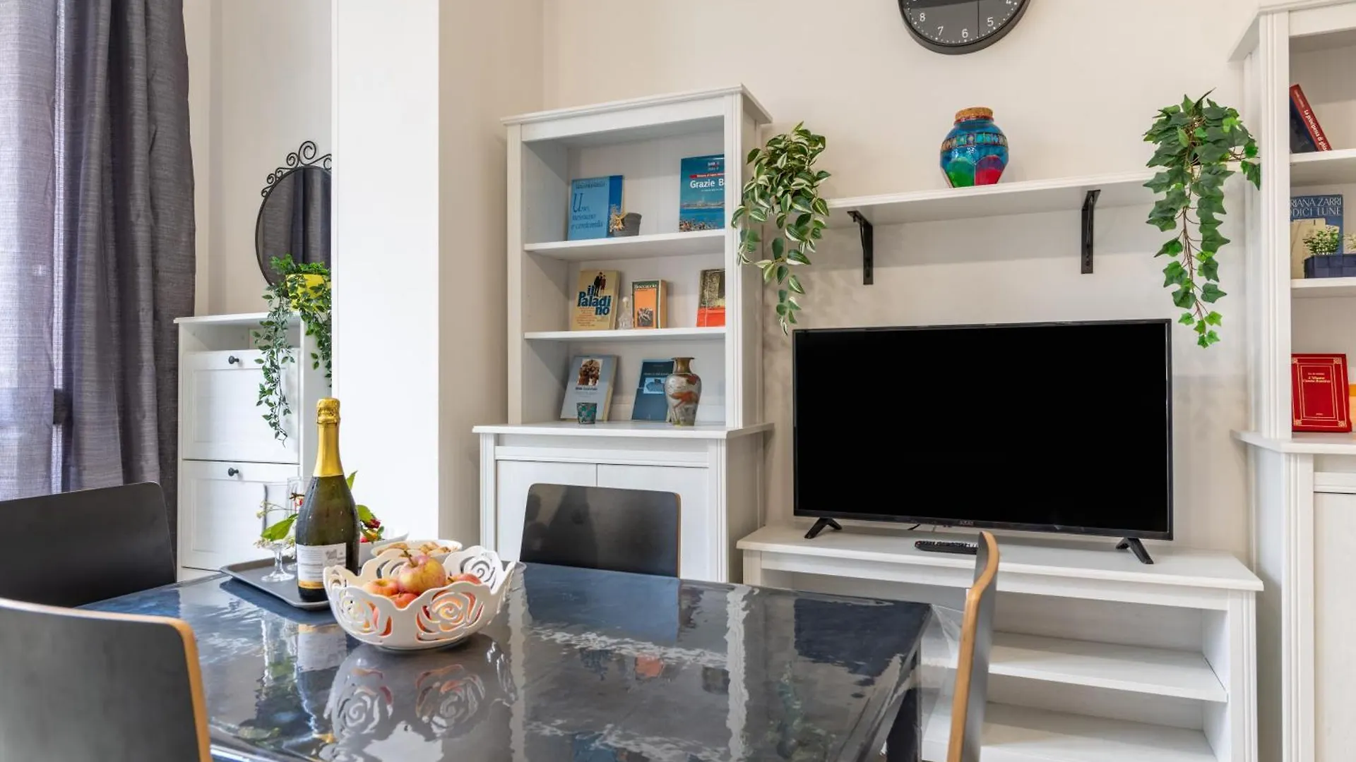 Jasmine Apartment - Relax And Comfort In Bari
